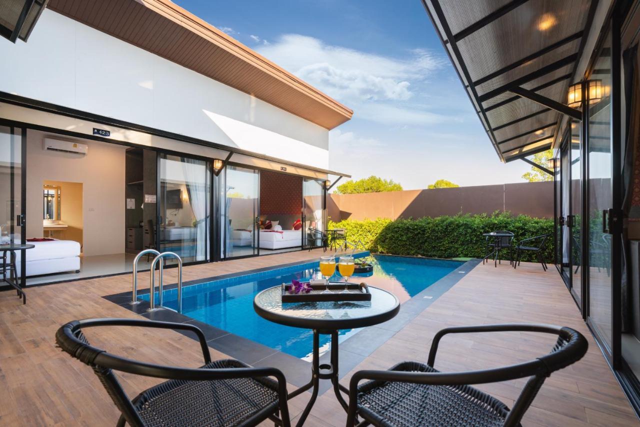 Thames Tara Private Pool Phuket - Sha Extra מלון
