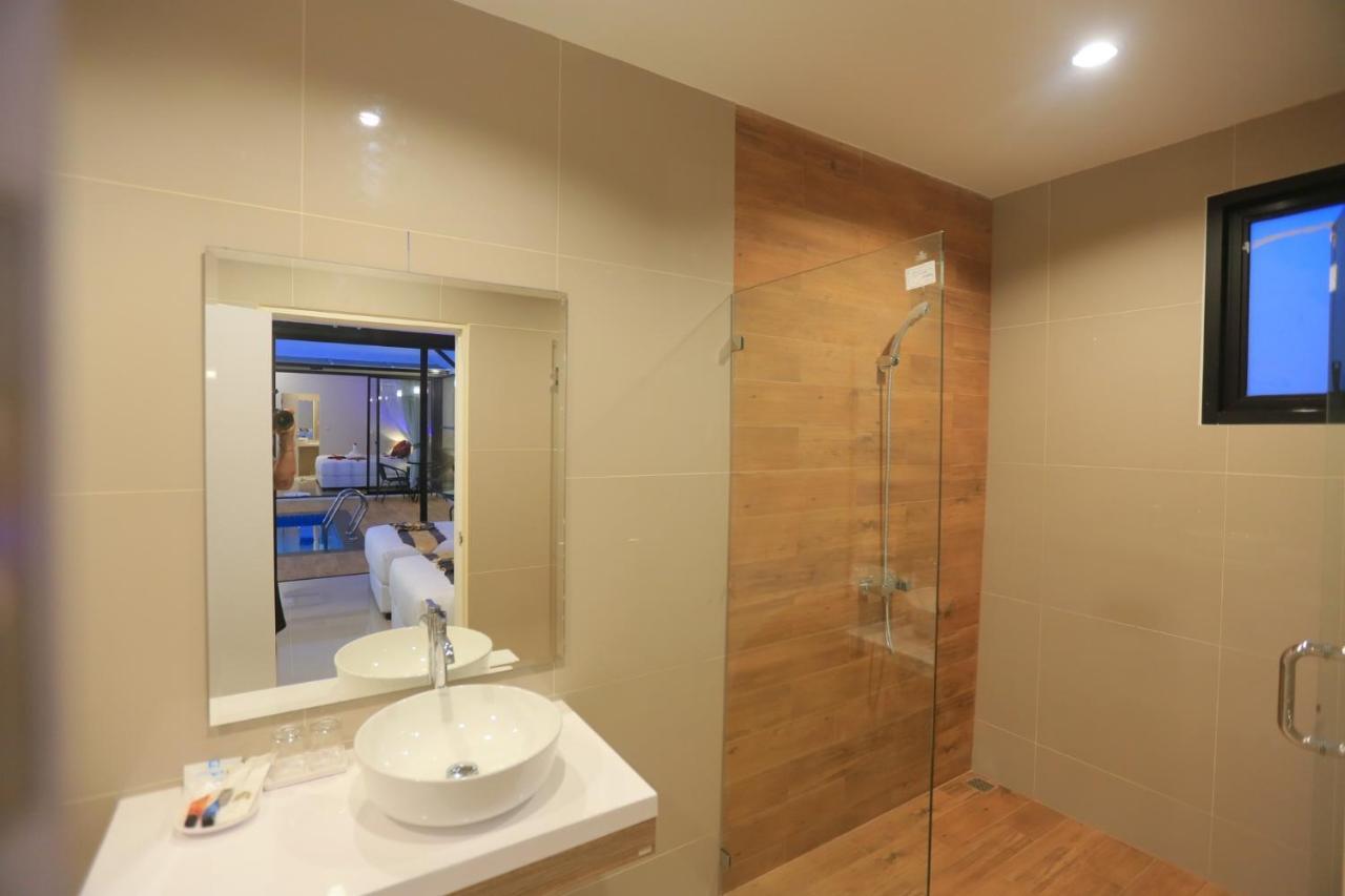 Thames Tara Pool Phuket - Sha Extra Hotel 5*