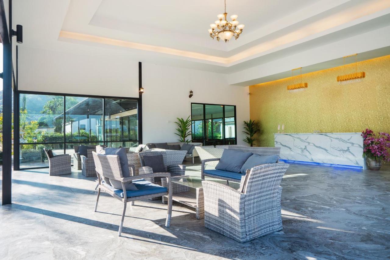 Hotel Thames Tara Pool Phuket - Sha Extra